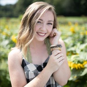 Meet your Posher, Maddi